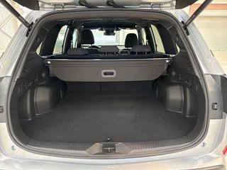 SUBARU Forester 2.0i Hybrid Field