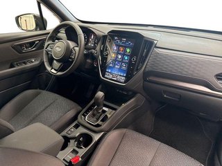 SUBARU Forester 2.0i Hybrid Field