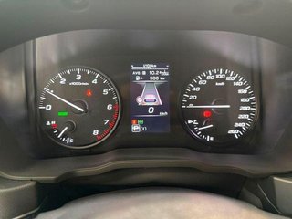 SUBARU Forester 2.0i Hybrid Field