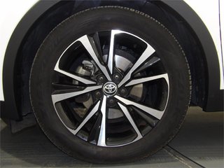 TOYOTA C-HR 1.8 Advance Hybrid 140