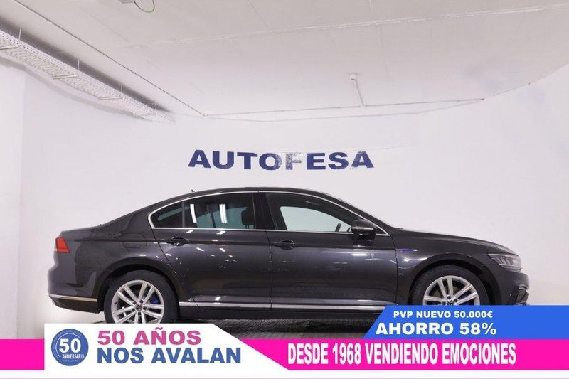 Volkswagen Passat Variant GTE 1.4 TSI e-Power 2021, foto 9