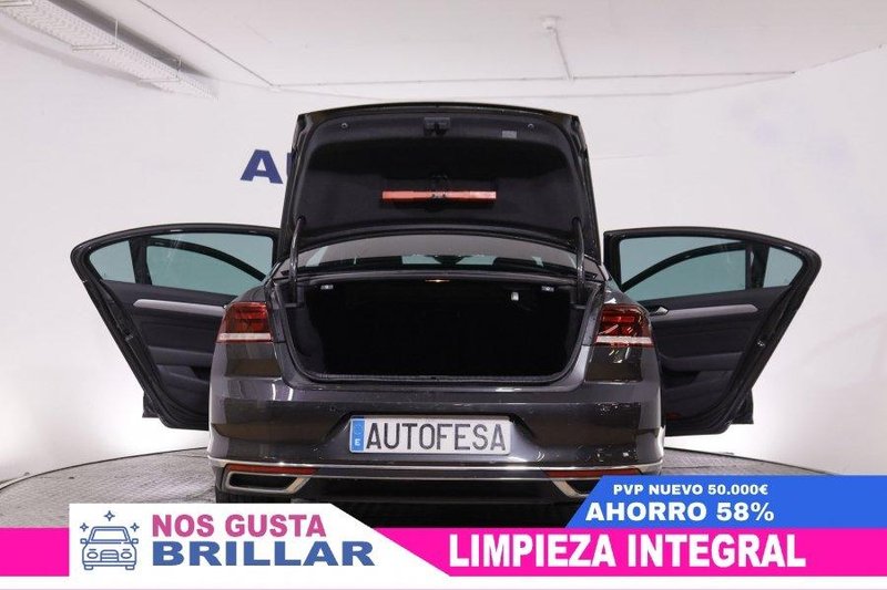 Volkswagen Passat Variant GTE 1.4 TSI e-Power 2021, foto 10