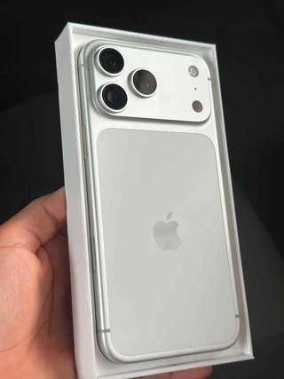 iPhone 17 Pro Max 256GB Plata