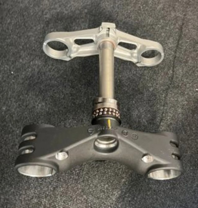 Tijas superior e Inferior Ducati Panigale V4