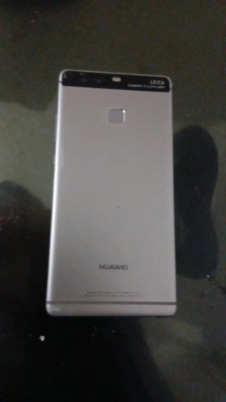 4 Móviles Huawei y Realme (Piezas)