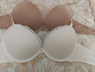 2 Sujetadores 85B Beige y Blanco