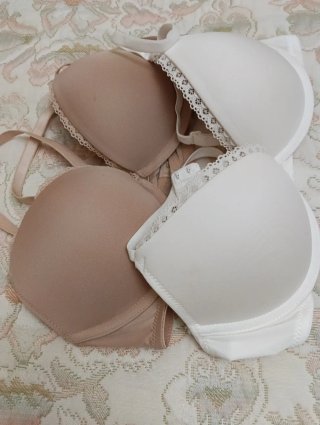 2 Sujetadores 85B Beige y Blanco