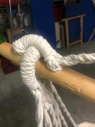 Amaca da soffitto in tessuto e legno