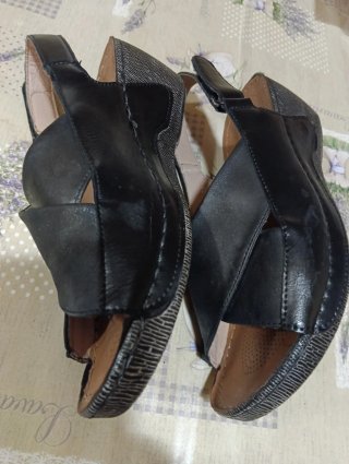 Sandalias negras Saltar Talla 38 cuña