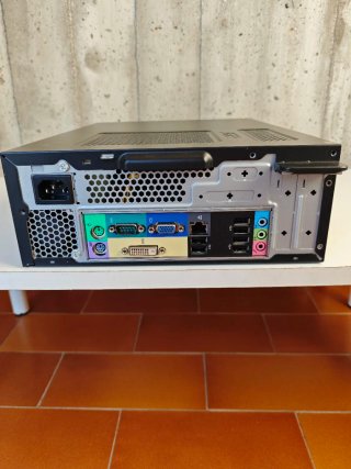 PC Acer Veriton X2610G Desktop