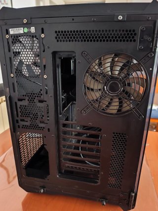 Caja PC Corsair Air 740