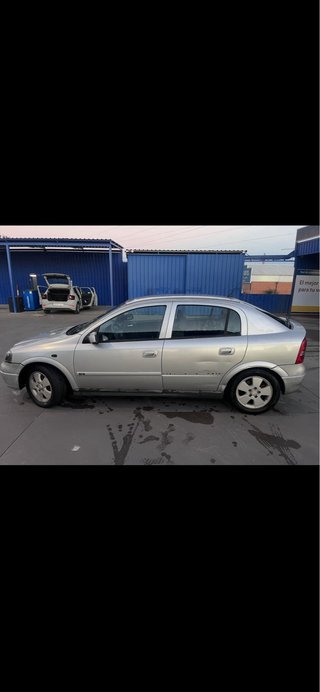 Opel Astra 2003