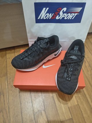 Nike Motiva Scarpe corsa  Nuove nr 38 Unisex