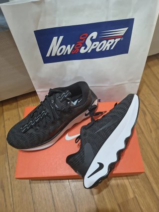 Nike Motiva Scarpe corsa  Nuove nr 38 Unisex
