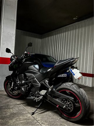 Kawasaki Z750 Negra