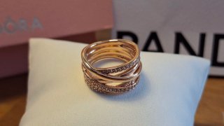 Anillos Pandora Dorados & con piedras