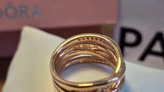 Anillos Pandora Dorados & con piedras