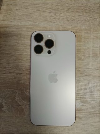 iPhone 16 Pro Max 256GB e-SIM 93% Batería con caja