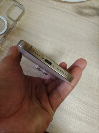 iPhone 16 Pro Max 256GB e-SIM 93% Batería con caja
