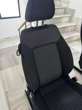 Asientos Delanteros VW Polo V 3 Puertas