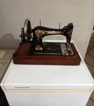 Macchina per cucire Singer anni 1900/1901 -(RRR)