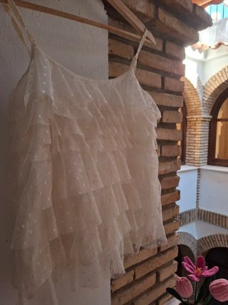 Top Zara plumeti volantes