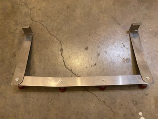 Colgador metálico para puerta con 3 ganchos