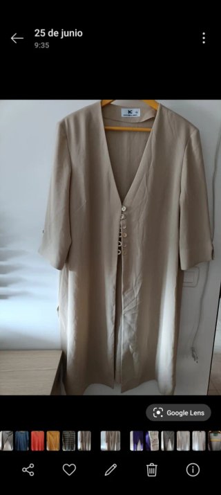 Pac de chaquetas finas de mujer.