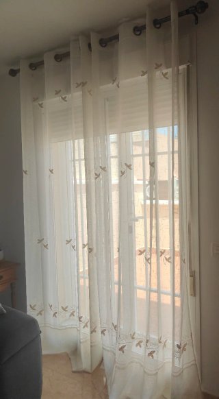 Cortinas bordadas flores moradas (4 unidades)