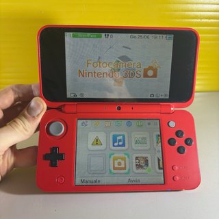 Nintendo 2DS XL edizione limitata pokeball