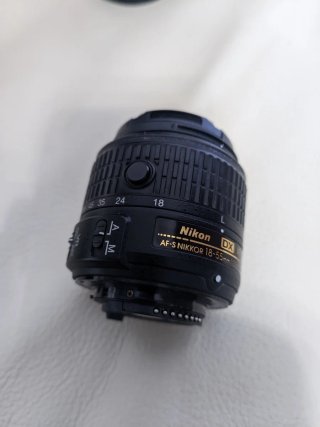 Fotocamera Nikon + Obiettivi e Zaino