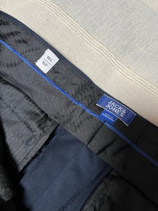 Traje Jack & Jons junior. Talla 164 (14 años)