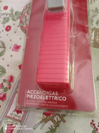 Accendigas piezoelettrico rosso