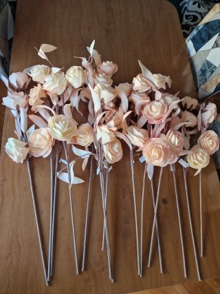 Lote de flores artificiales decorativas
