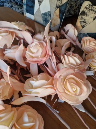 Lote de flores artificiales decorativas