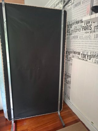 Somier tapizado 105x200cm con patas