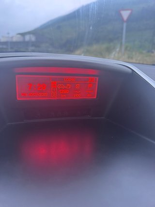 Peugeot 207 3p 1.6hdi 90cv