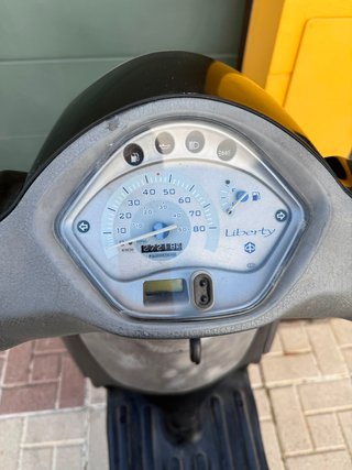 Piaggio Liberty 49cc Negra