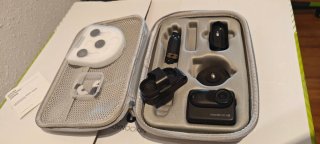 Insta360 GO 3S Cámara Negra con caja