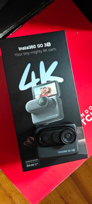 Insta360 GO 3S Cámara Negra con caja