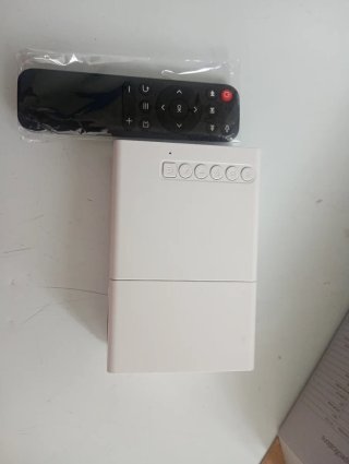 Mini Proyector LED YG300 Blanco