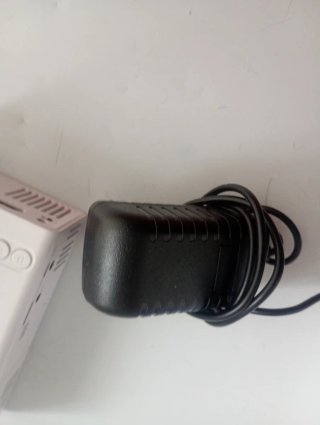 Mini Proyector LED YG300 Blanco