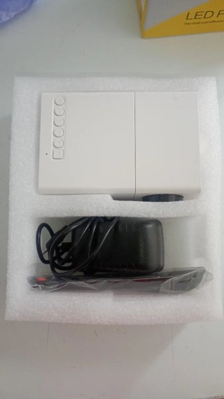 Mini Proyector LED YG300 Blanco