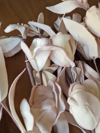 Flores decorativas artificiales