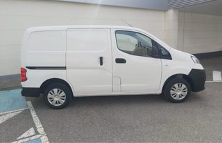 NISSAN nv200 camper