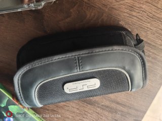 Pack PSP Sony con juegos y accesorios