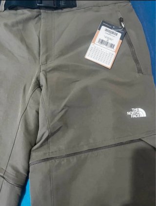 Pantalón The North Face Chico Verde Oliva