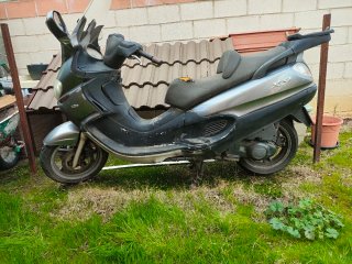 Piaggio X9 Evolution 125cc Maxi Scooter