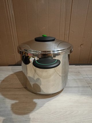 Olla a presión Monix Presto 7L Desperfecto