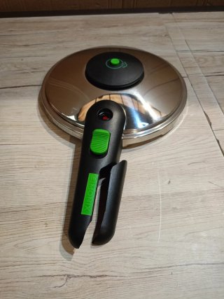 Olla a presión Monix Presto 7L Desperfecto